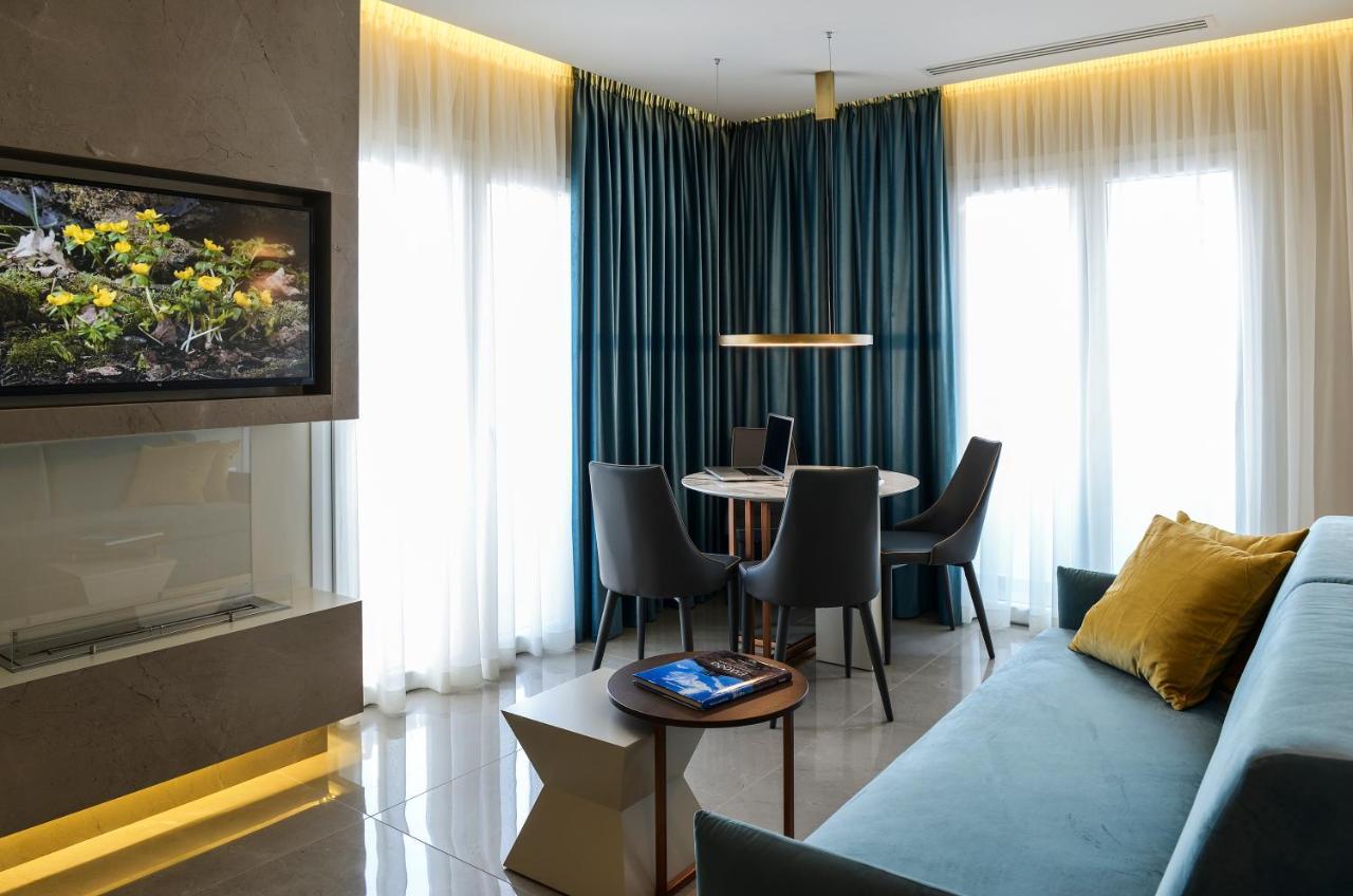 L - Suites Kavála ภายนอก รูปภาพ