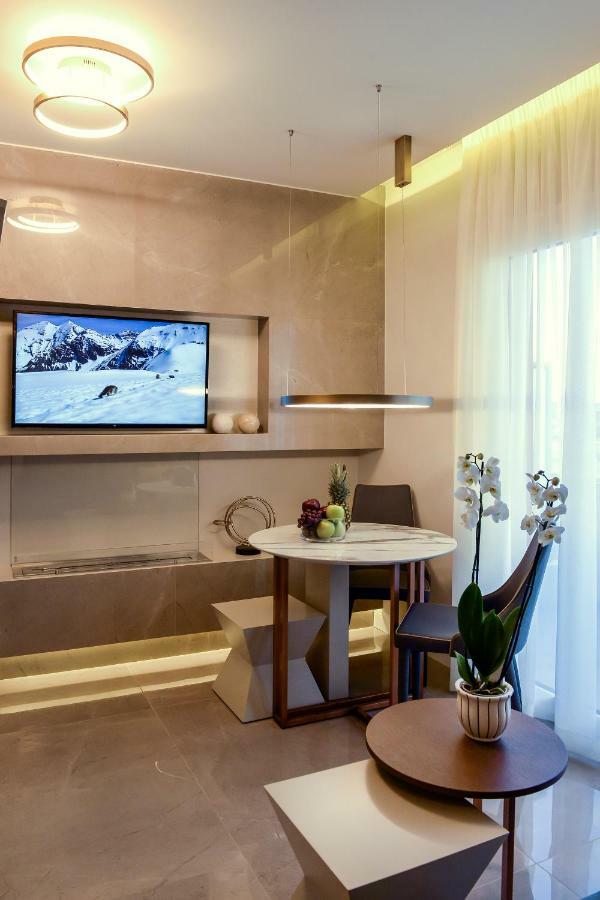 L - Suites Kavála ภายนอก รูปภาพ